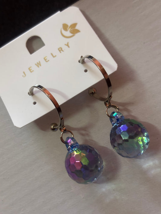 💎 Iridescent Prism Drop Earrings