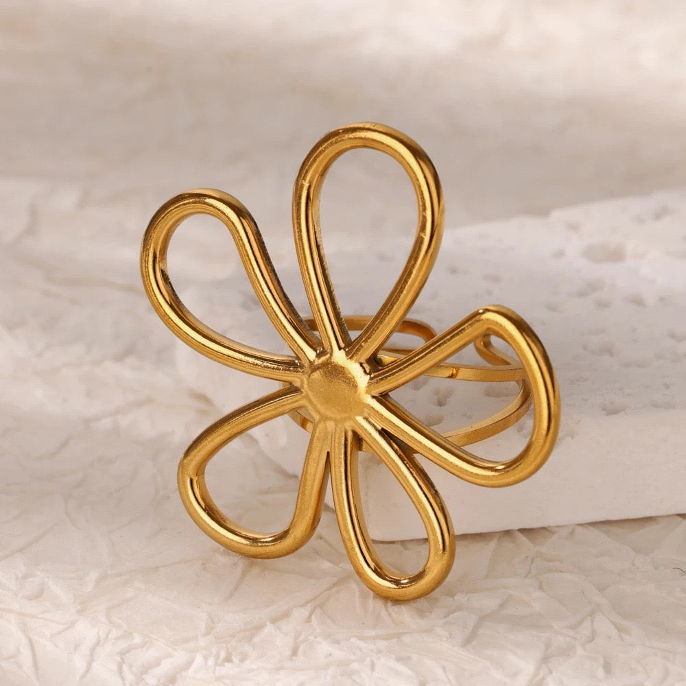 Golden Gardenia Ring