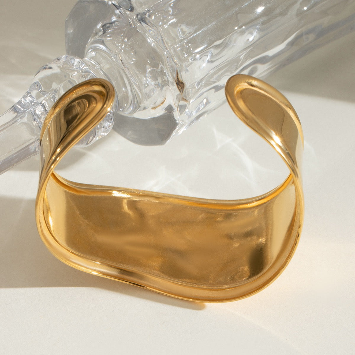 Golden Authority! Handcuff