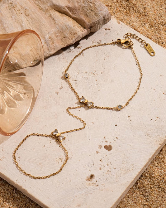 Threads of Gold! Bow Hand-chain