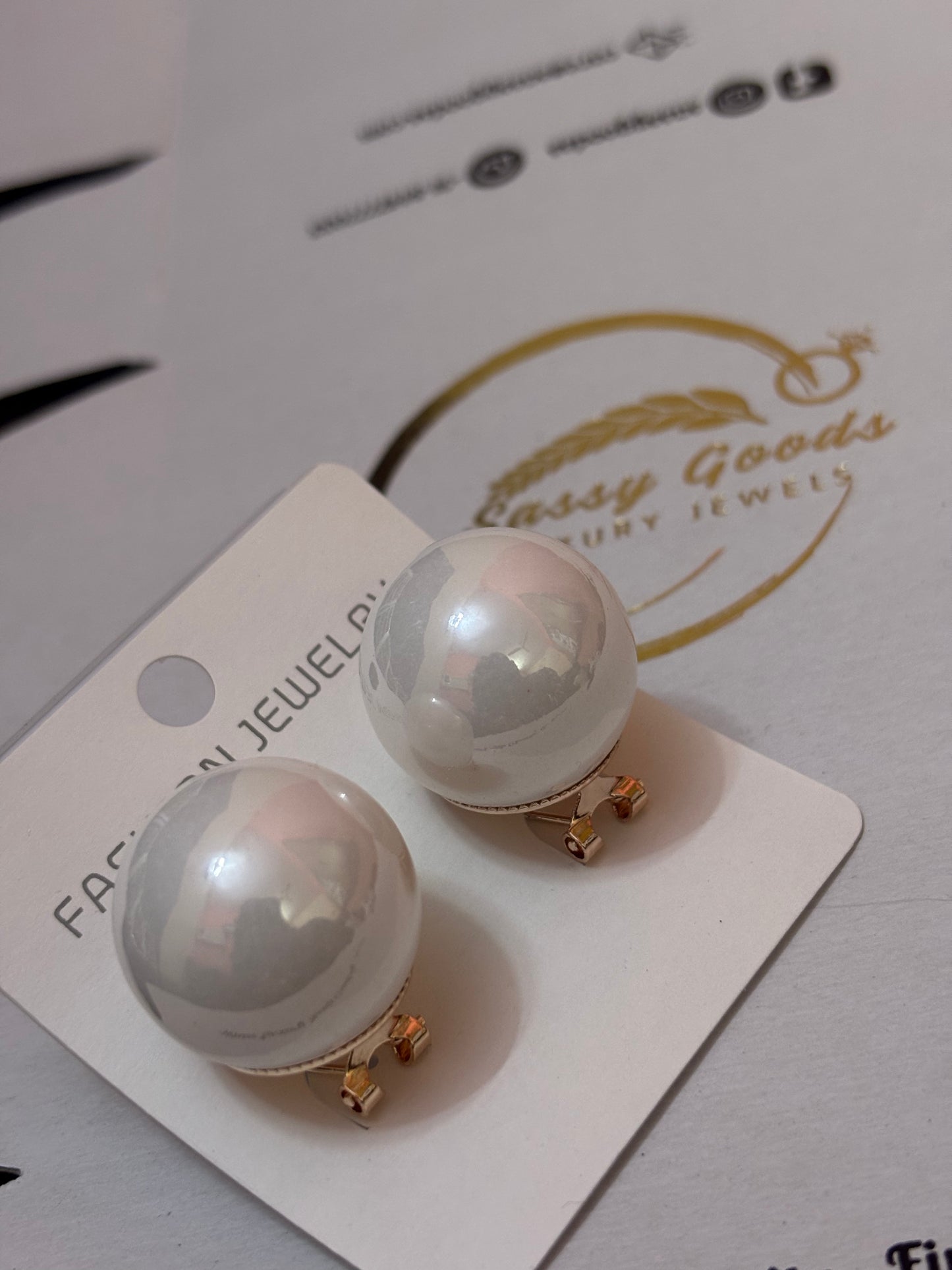 🌸 Luna Luxe Clip-Ons