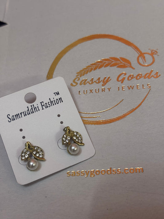 🍒 Crystal Cherry Pearl Studs