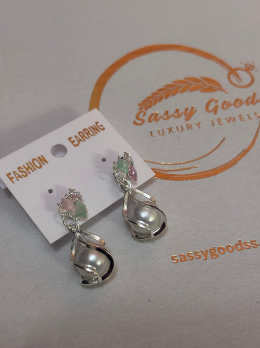 🌸 Rosette Pearl Cage Earrings