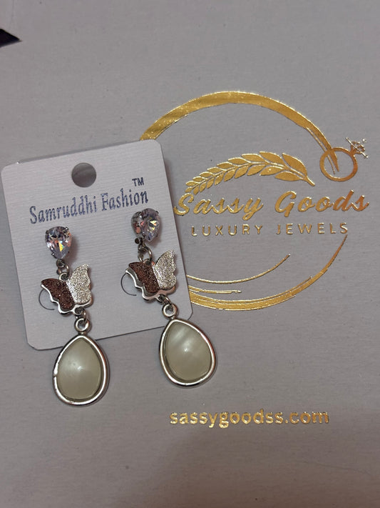 🦋 Butterfly Glow Teardrop Earrings