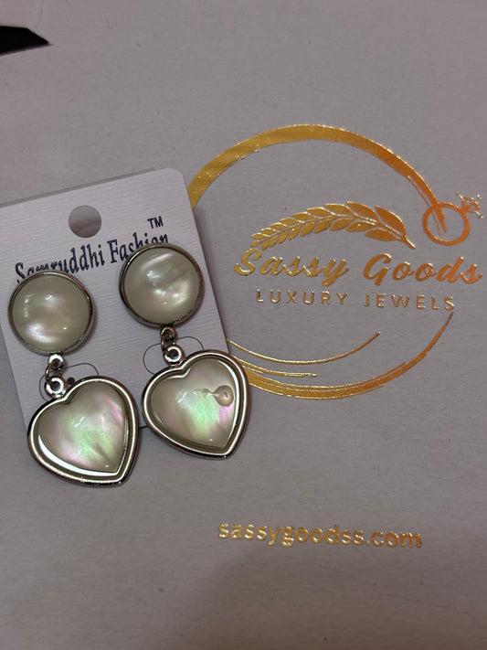 💖 Moonlit Heart Drop Earrings