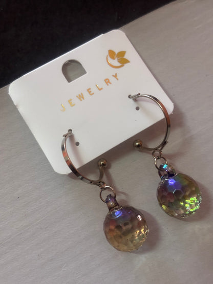 💎 Iridescent Prism Drop Earrings