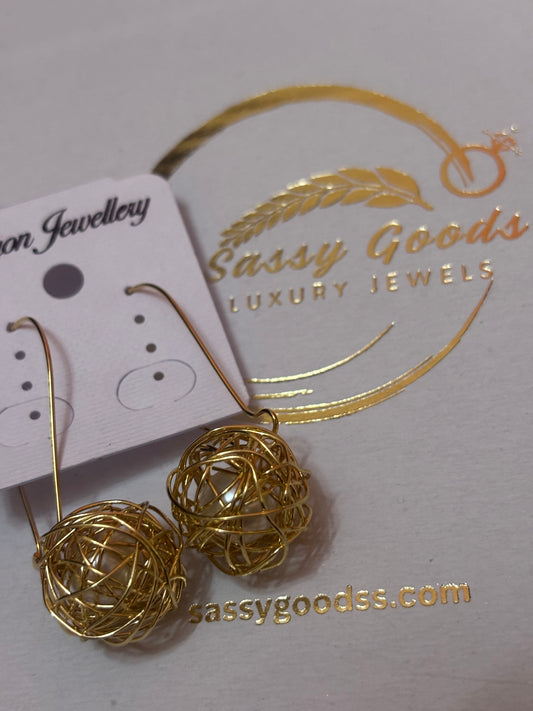 ✨ Golden Nest Drop Earrings