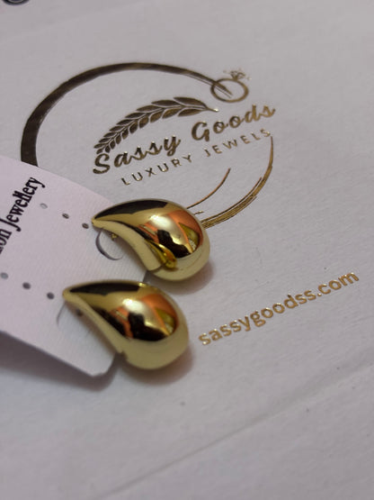 ✨Teardrop Stud Earrings
