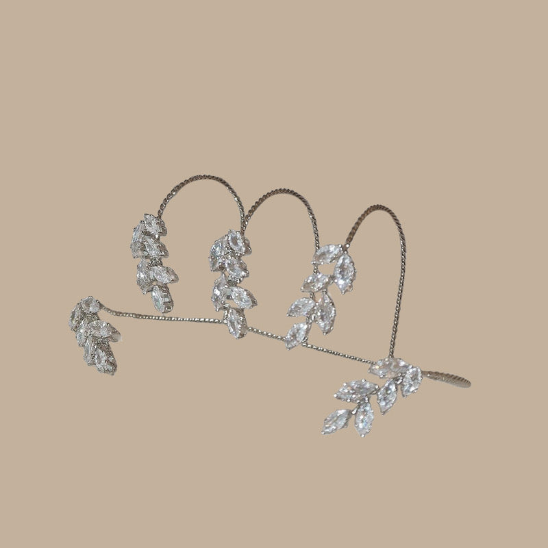 Moonlit Hand Veil Jewellery