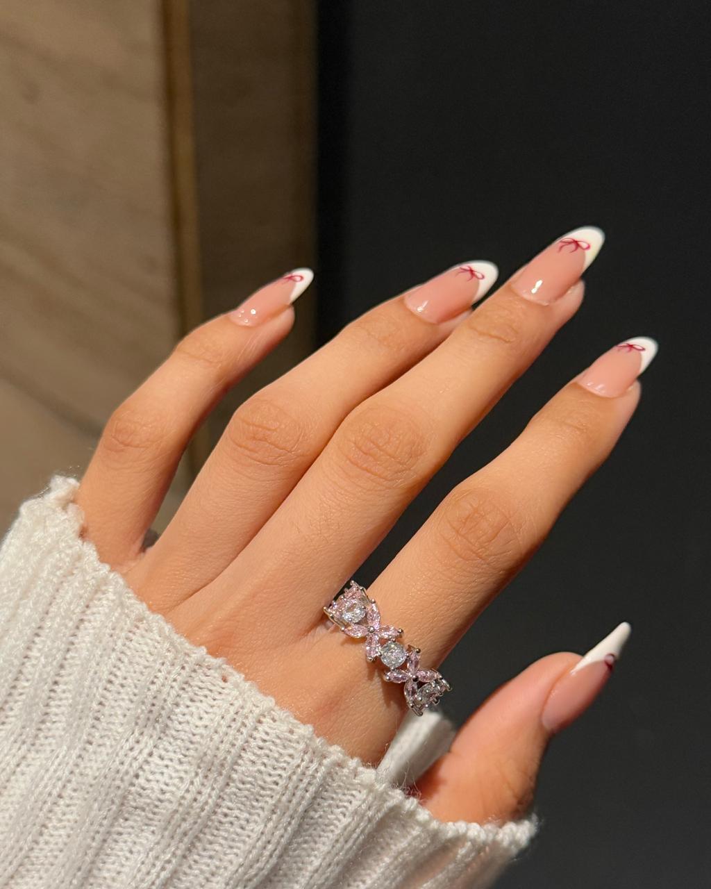 Laura Ring Band- pink white